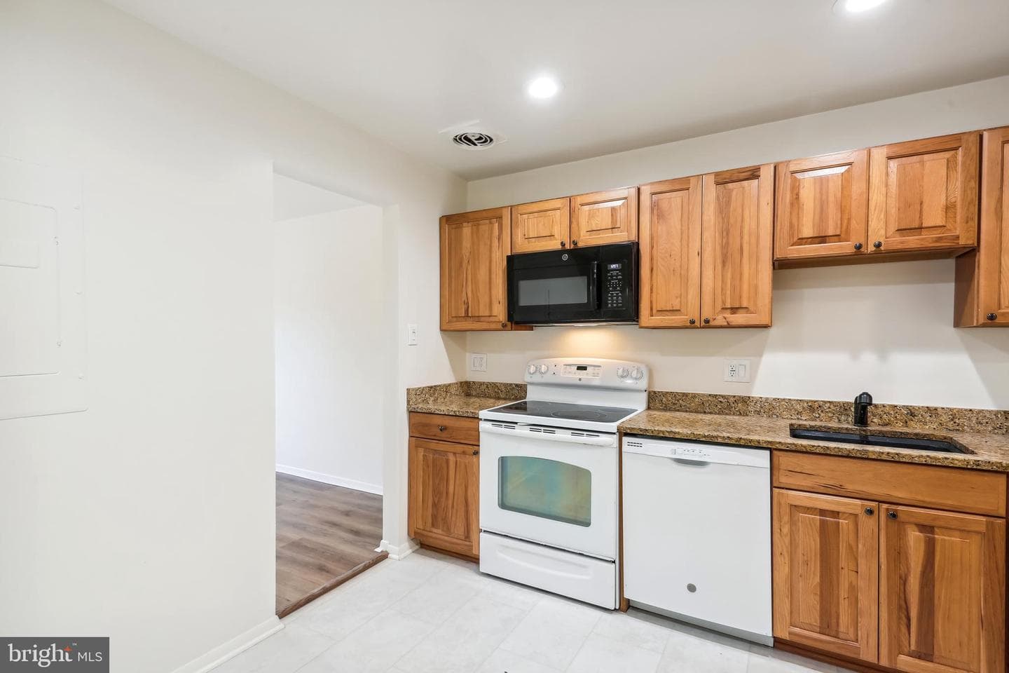 5811 Edson Lane #204 photo 13