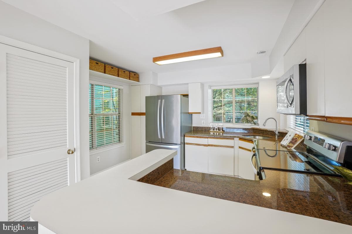 10824 Antigua Terrace #201 photo 10