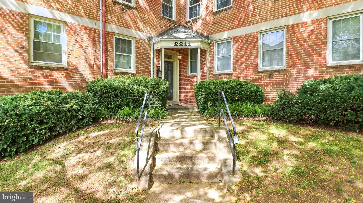 2211 Washington Avenue #201-W photo 1