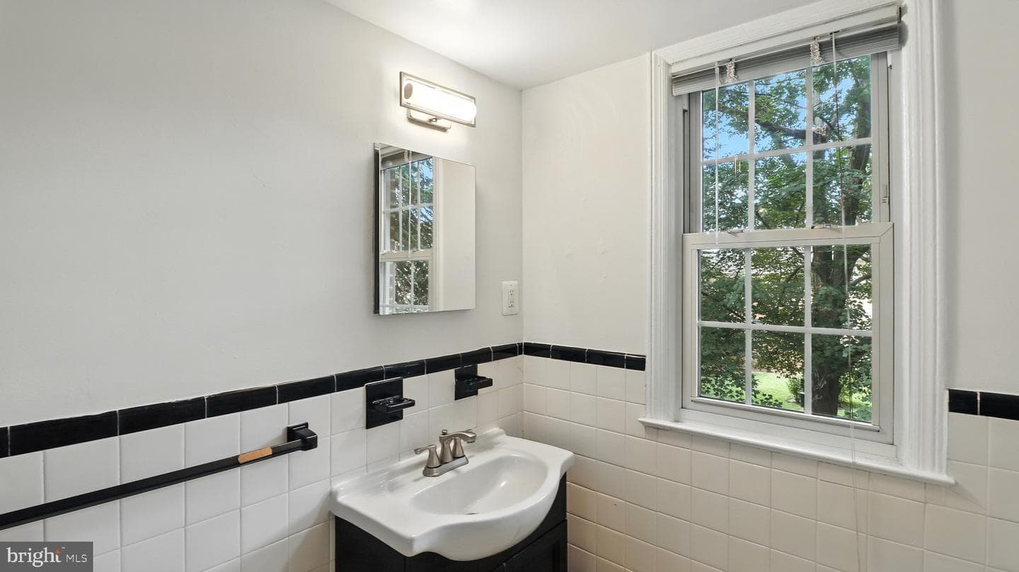 2211 Washington Avenue #201-W photo 15