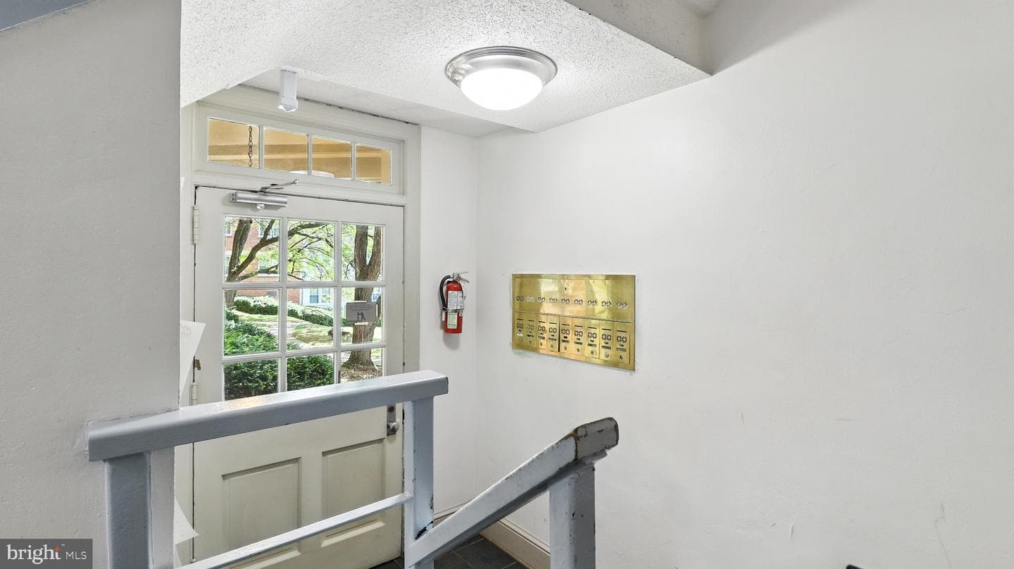 2211 Washington Avenue #201-W photo 20