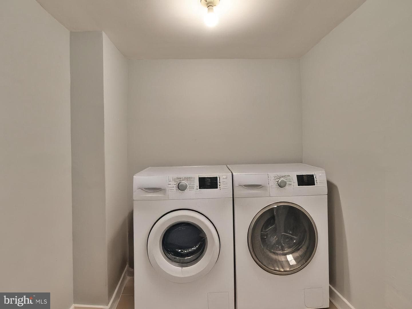 10201 Grosvenor Place #1618 photo 32