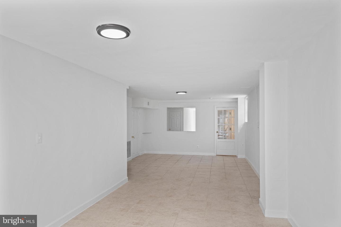 9 Coachlamp Court photo 55
