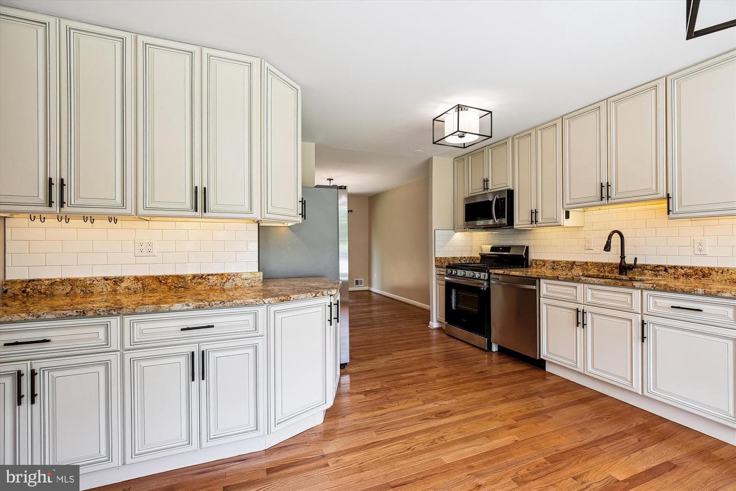 14908 Flintstone Lane photo 14