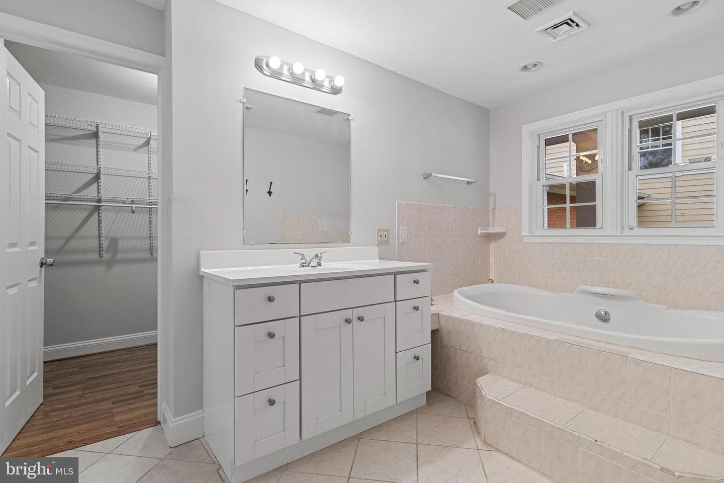 17734 Norwood Road photo 14