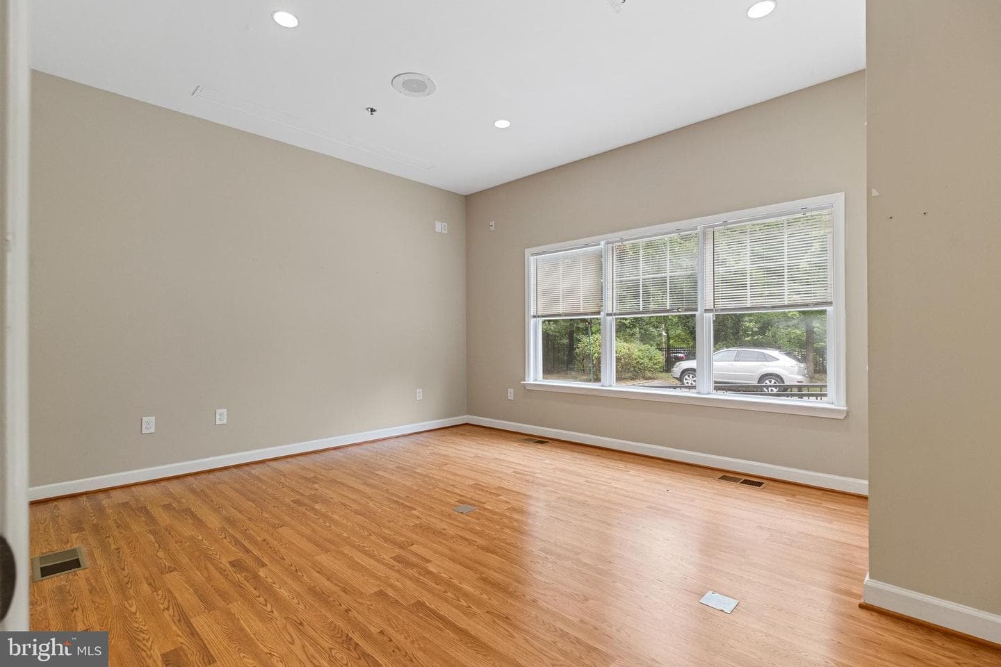17734 Norwood Road photo 27