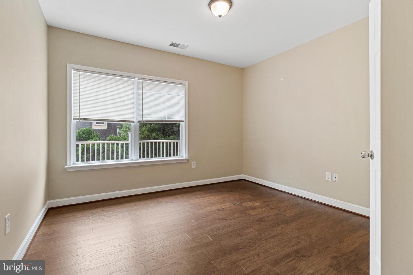 17734 Norwood Road photo 35