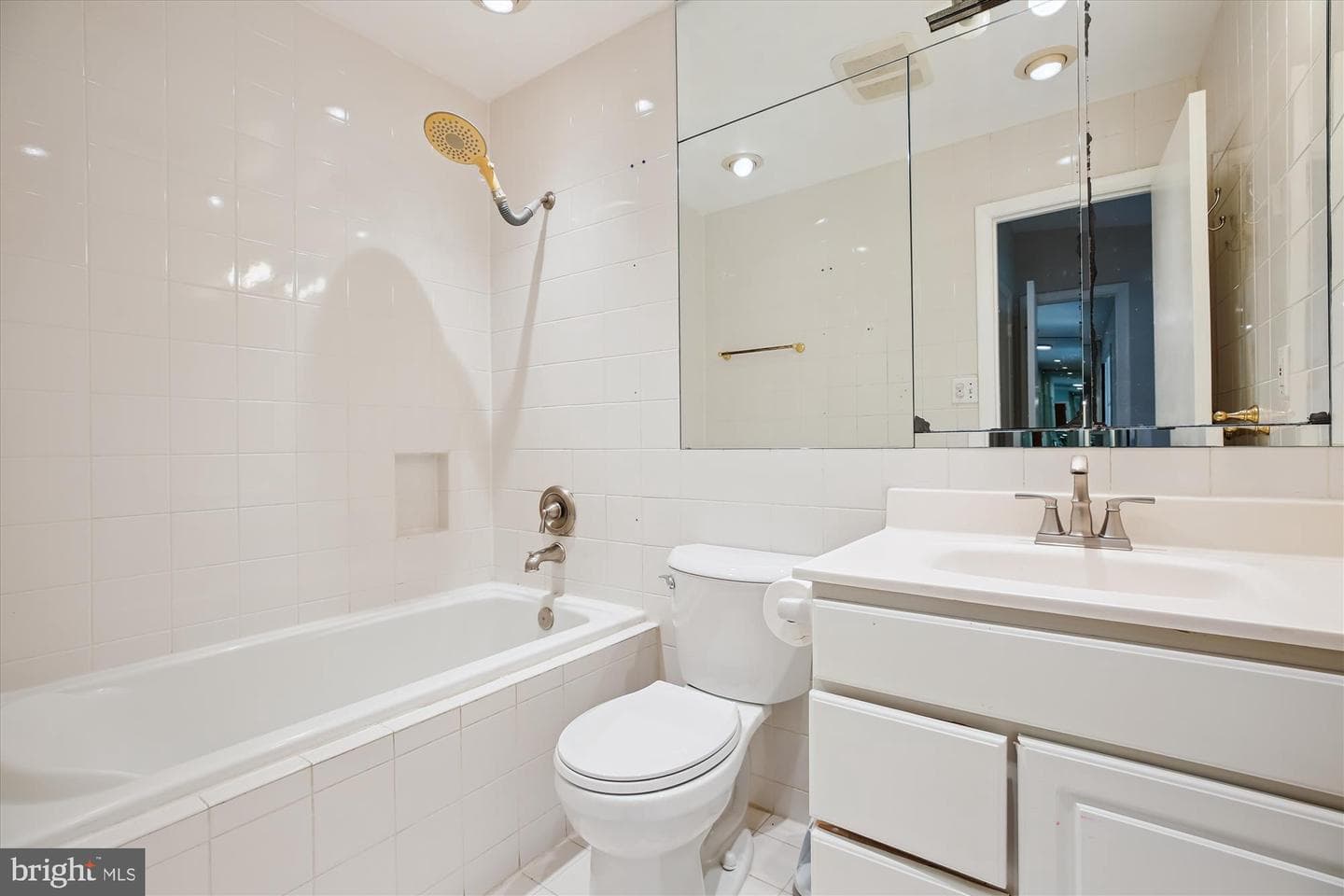 1005 La Grande Road photo 4