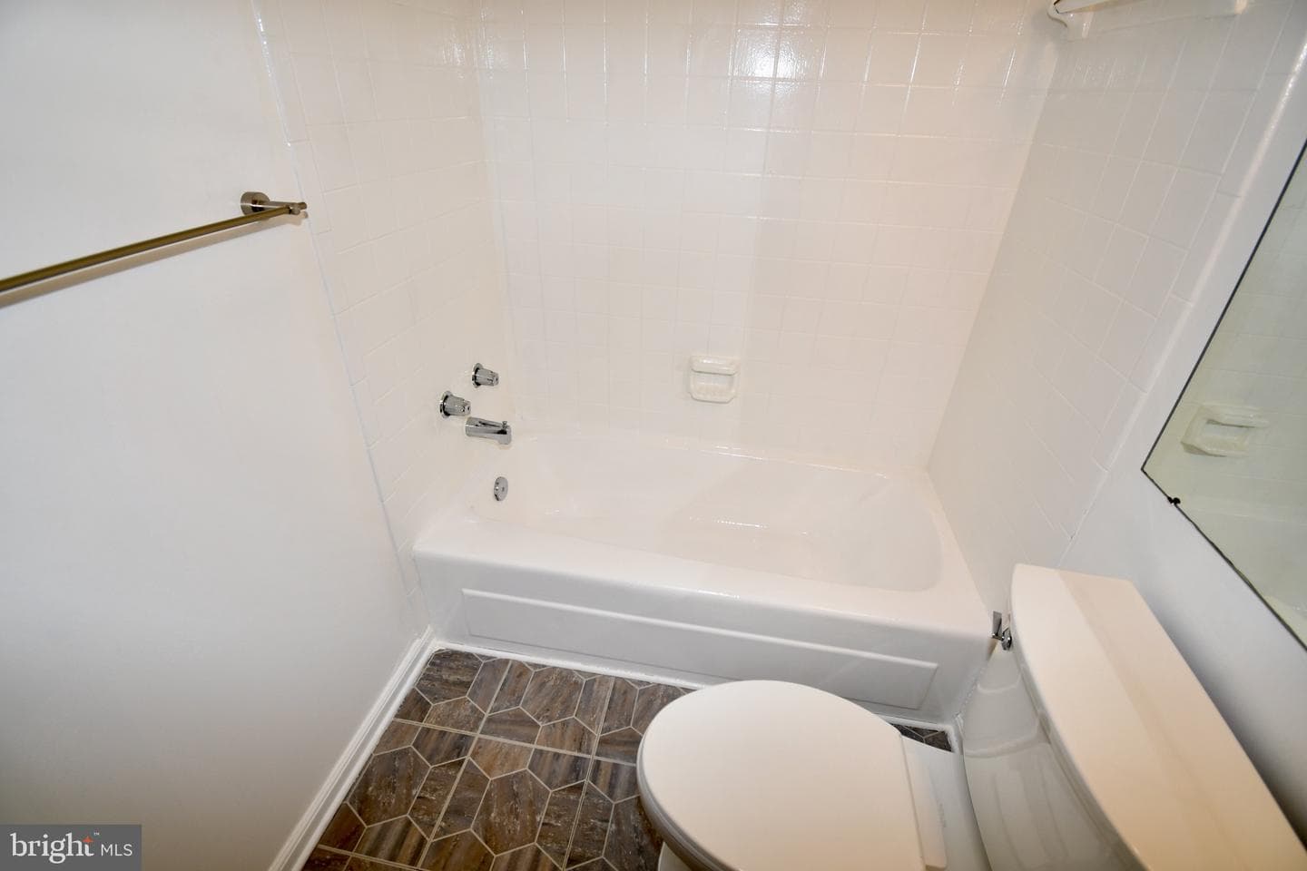 18458 Bishopstone Court #249 photo 34