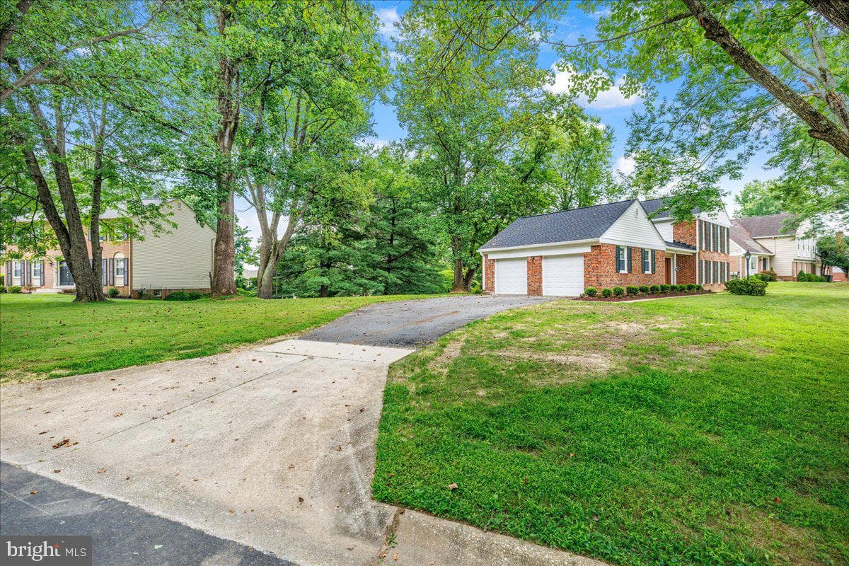 13517 Middlevale Lane photo 2