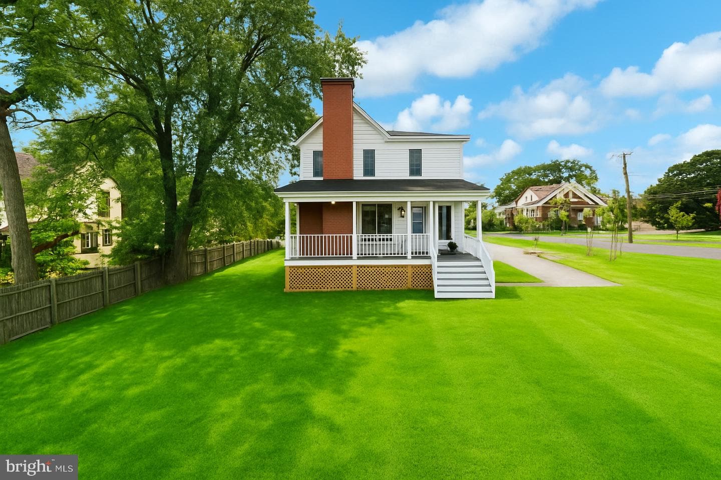 438 Ethan Allen Avenue photo 2
