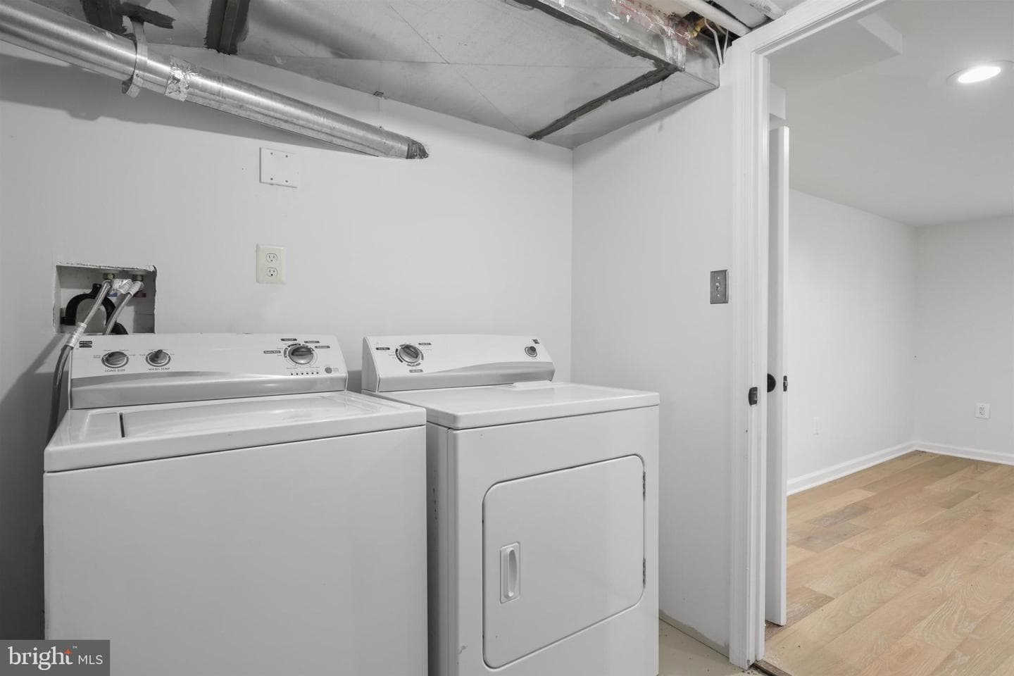 438 Ethan Allen Avenue photo 30
