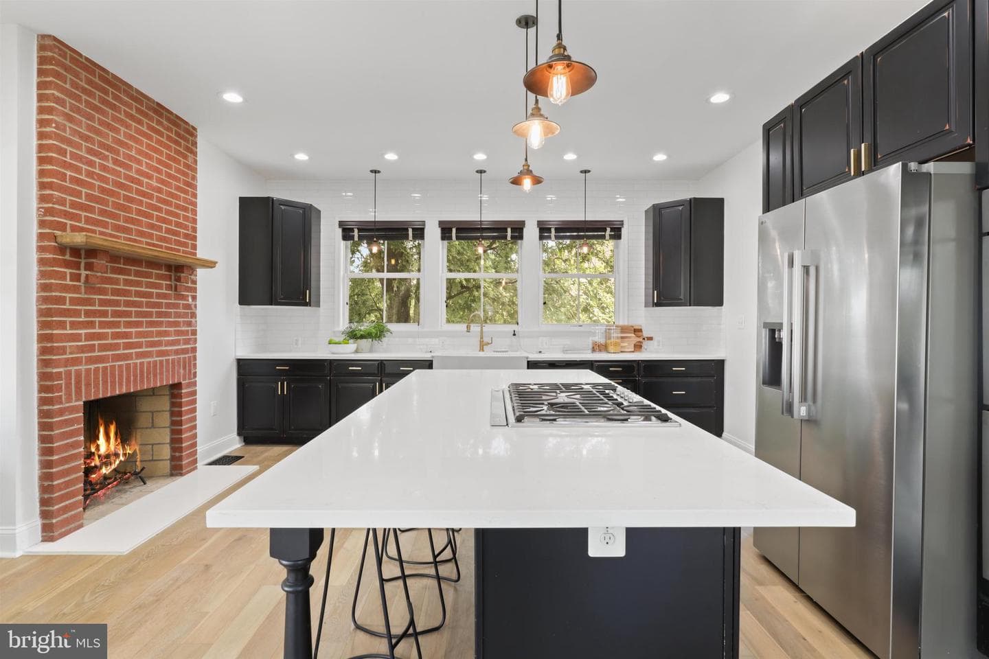438 Ethan Allen Avenue photo 4