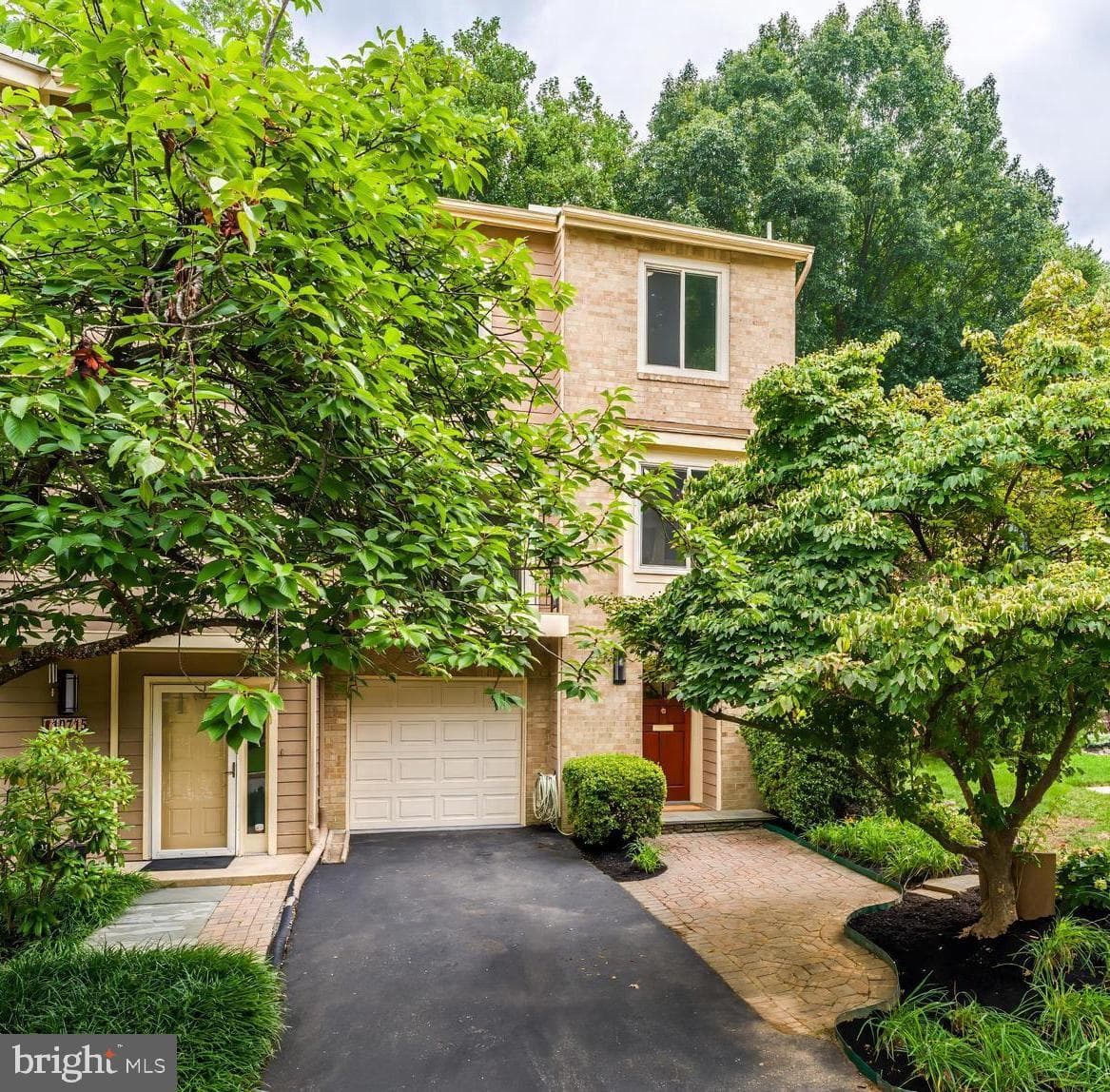 10713 Mist Haven Terrace photo 3