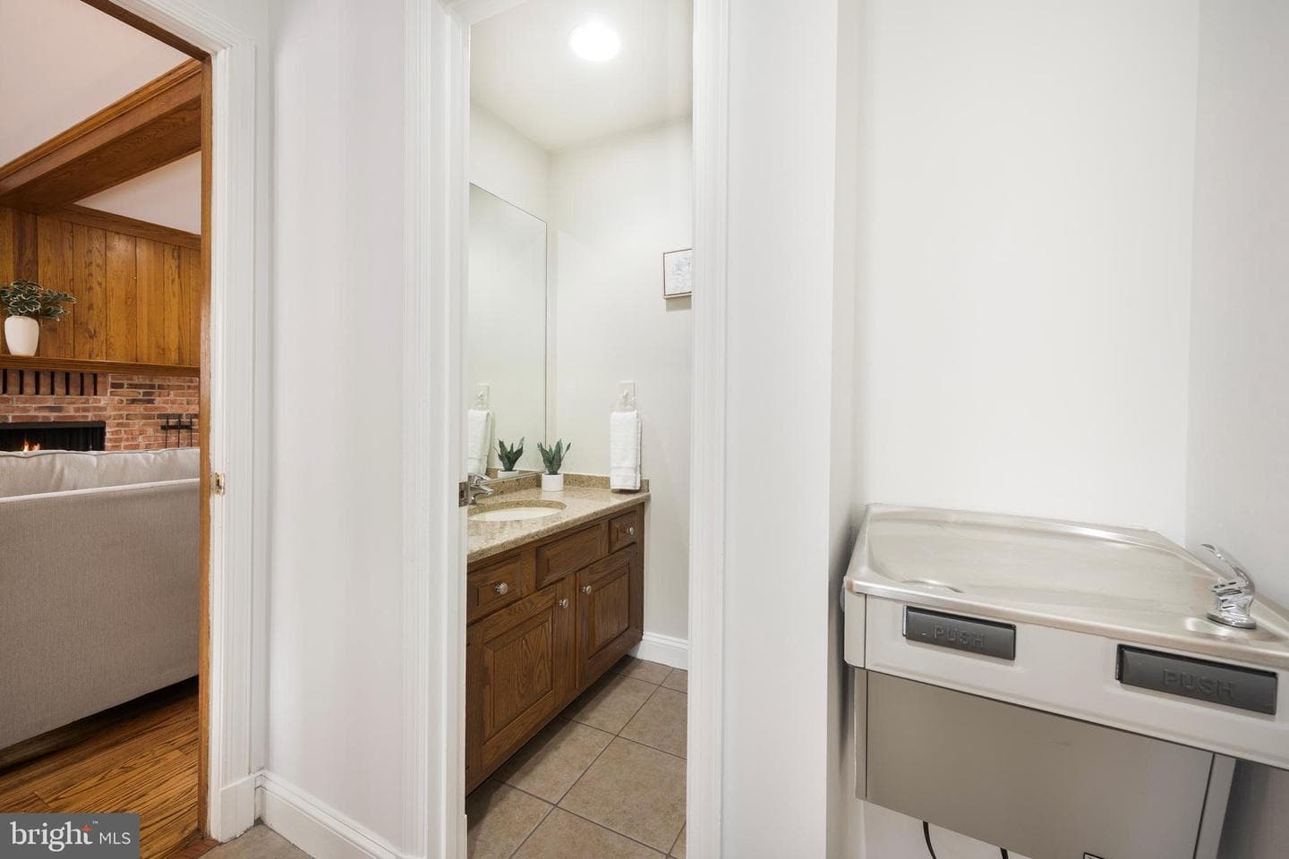 13510 Stonebarn photo 23