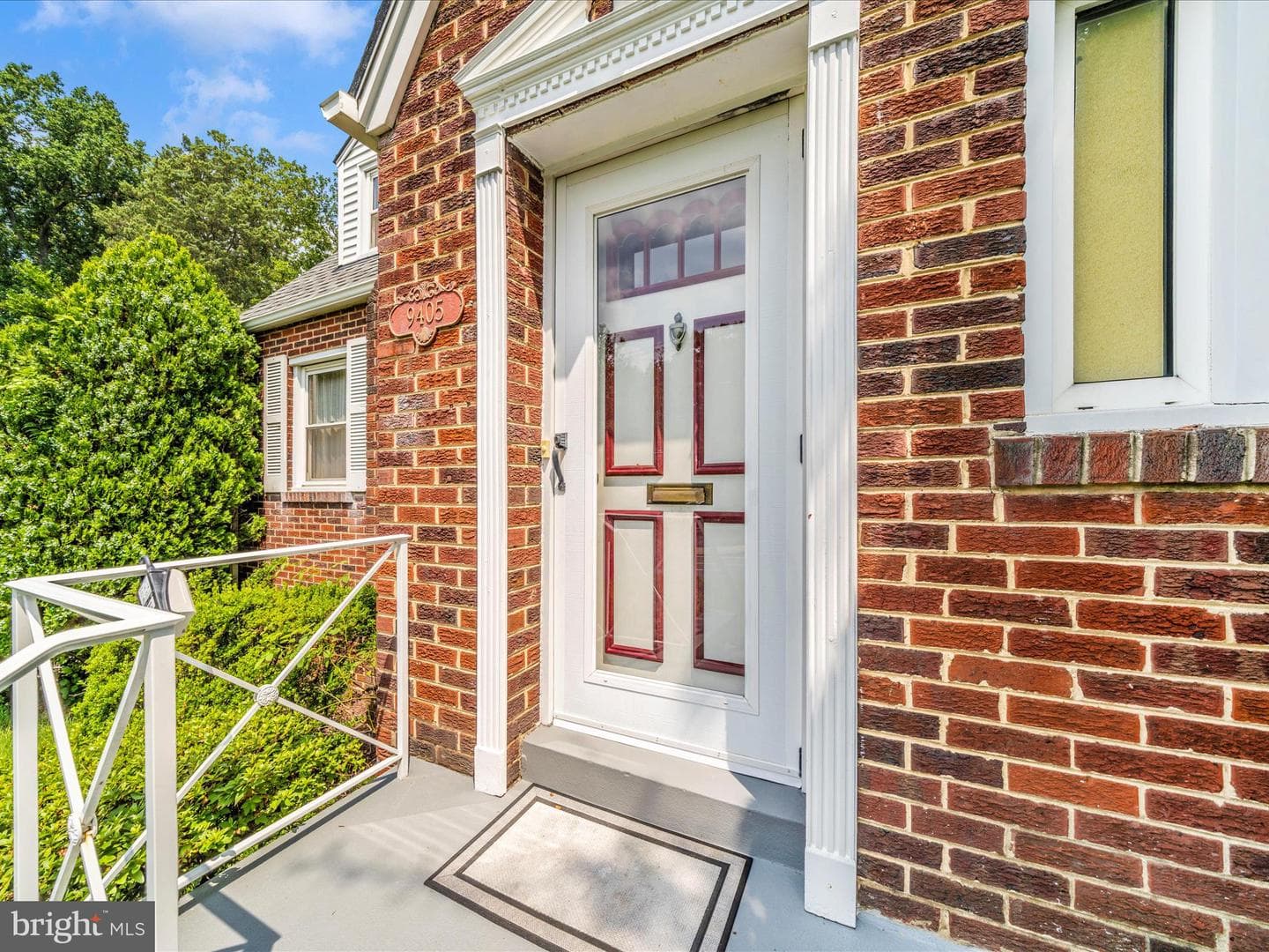 9405 Flower Avenue photo 2