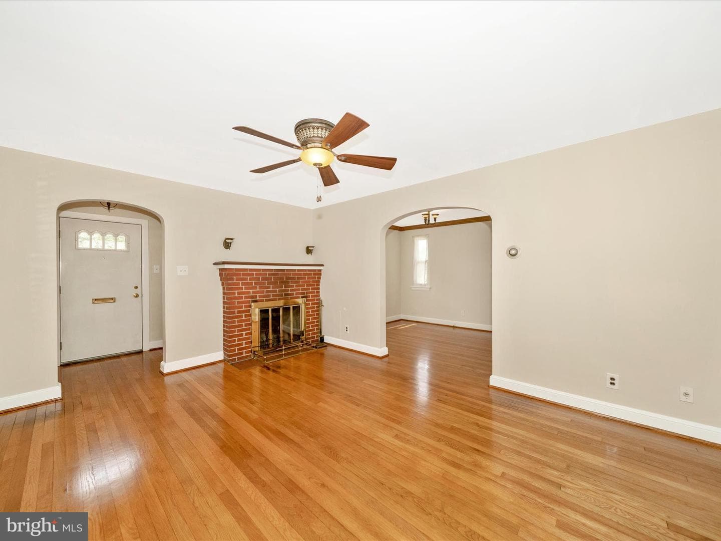 9405 Flower Avenue photo 7