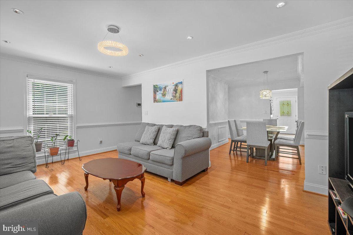 17 Goodport Lane photo 15