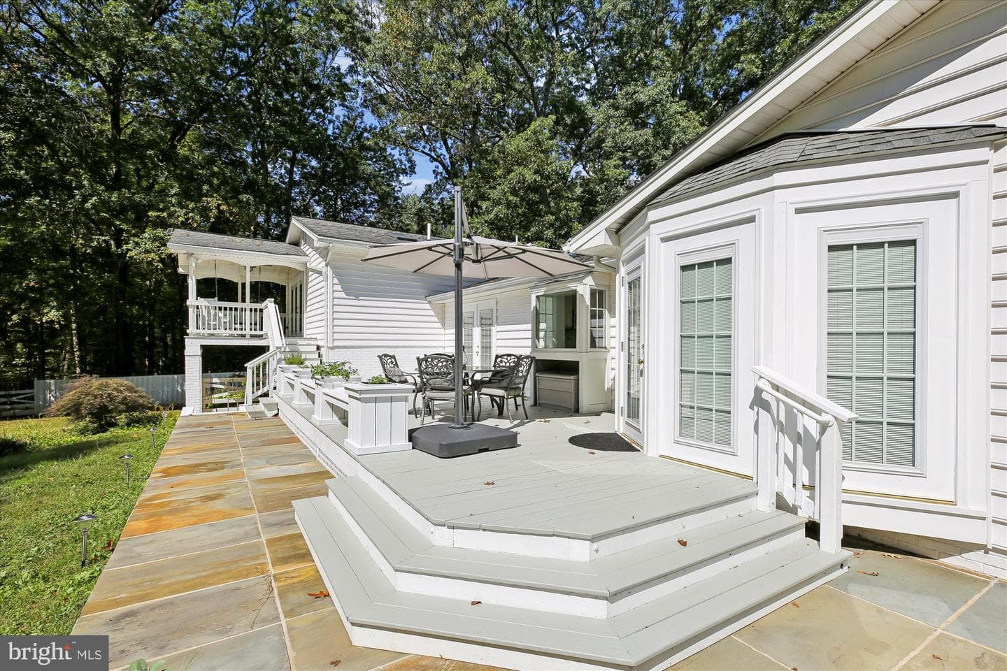 2 Griffith Court photo 36