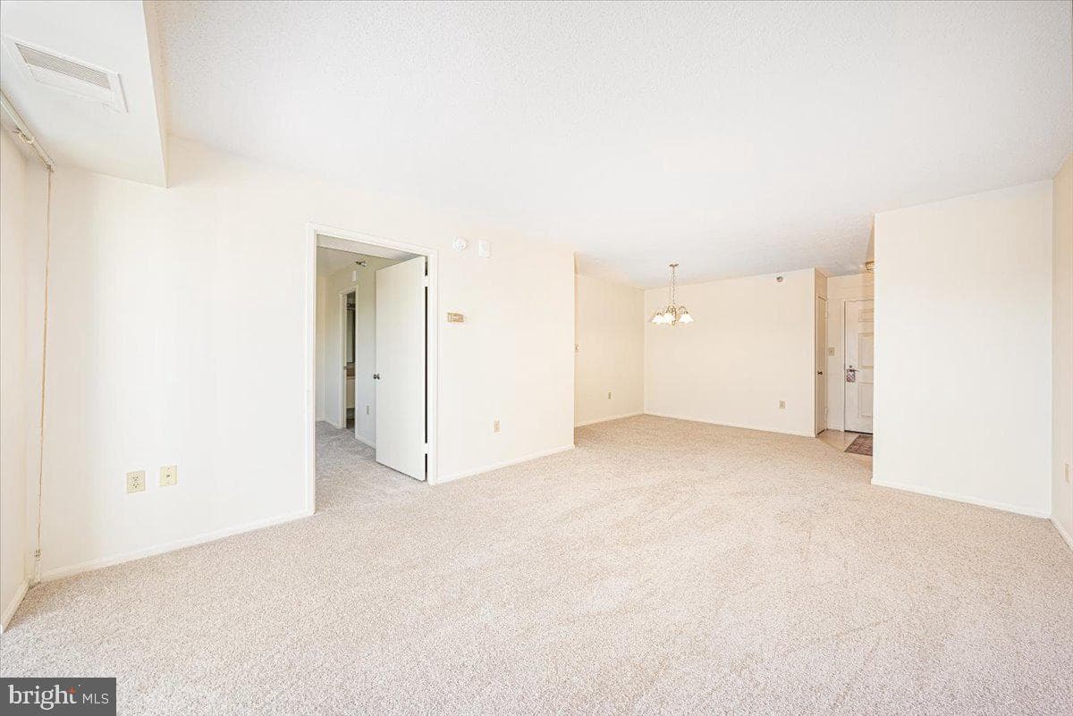 15101 Interlachen Drive #1-807 photo 19