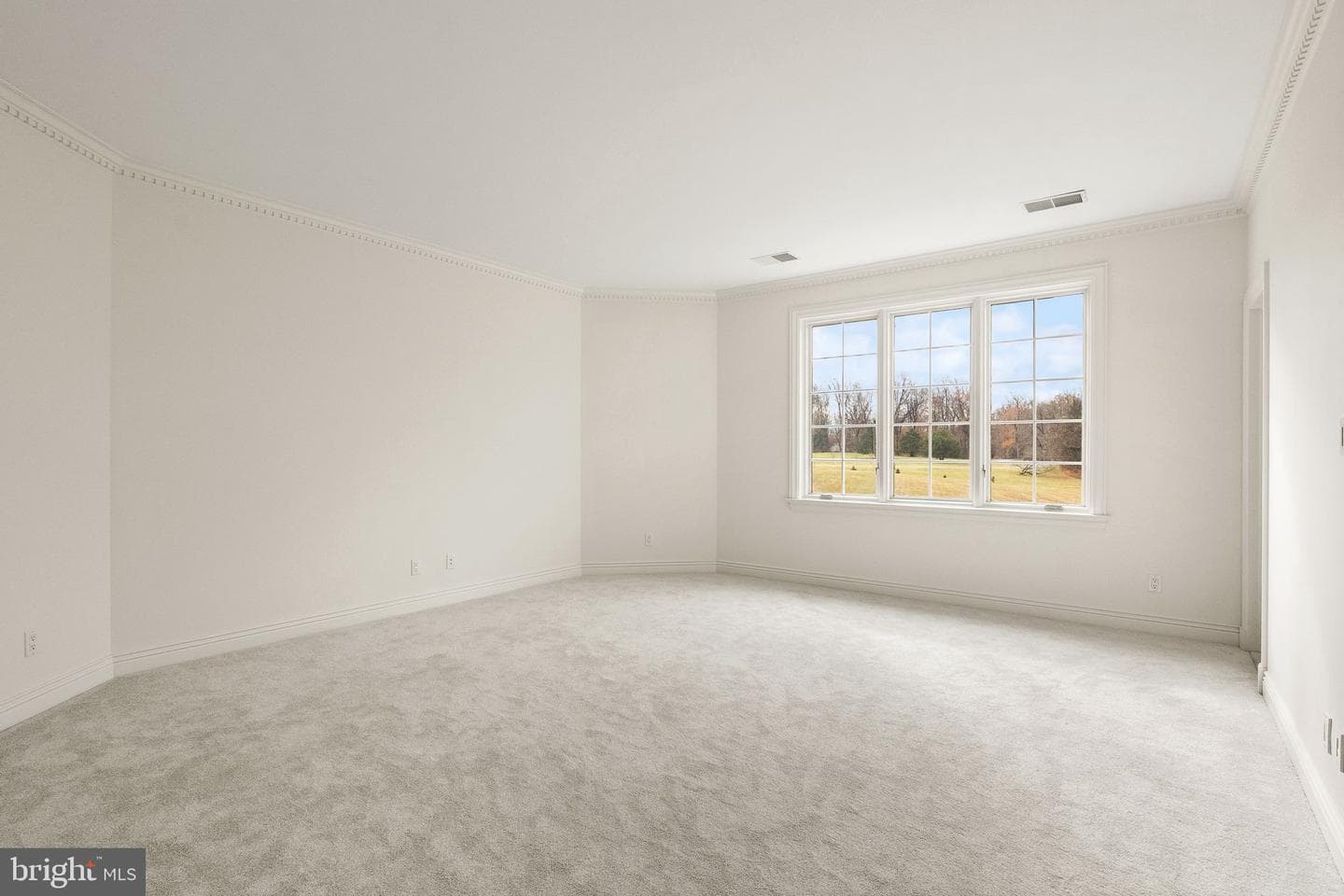 13500 River Road photo 45