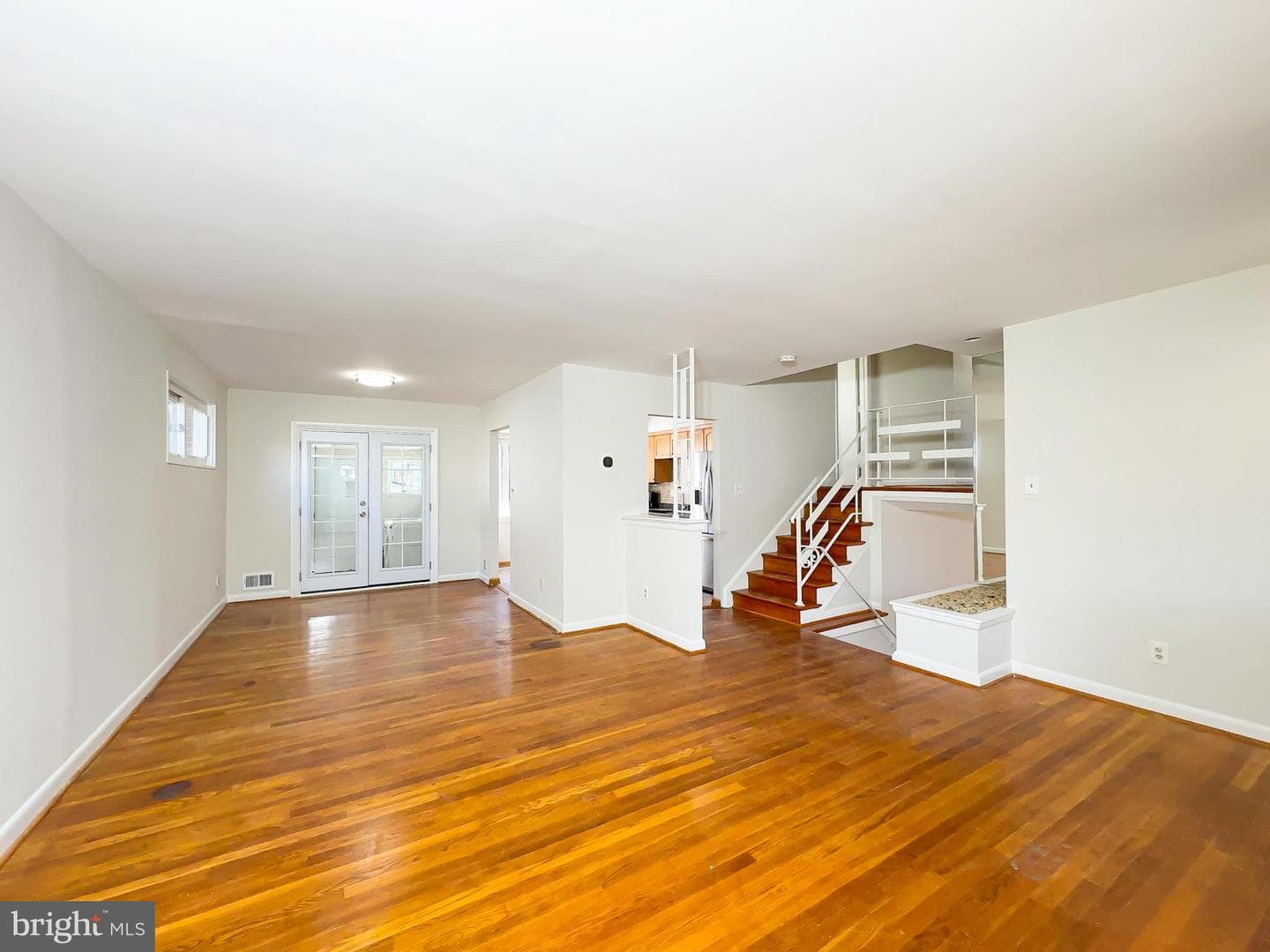 10309 Conover Drive photo 6