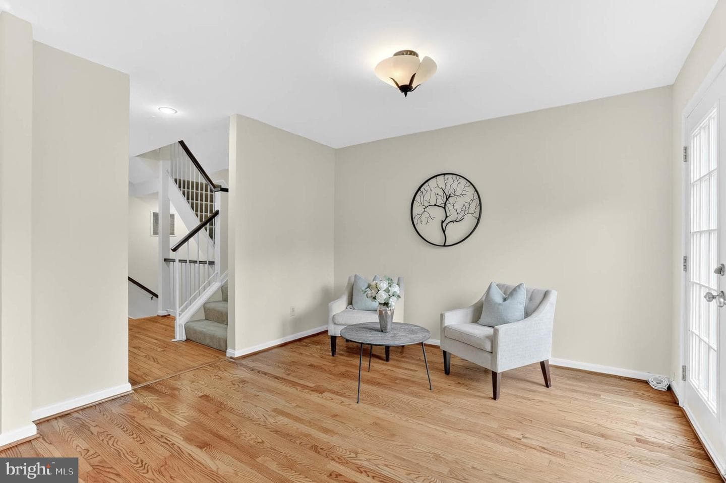 1369 Templeton Place photo 11
