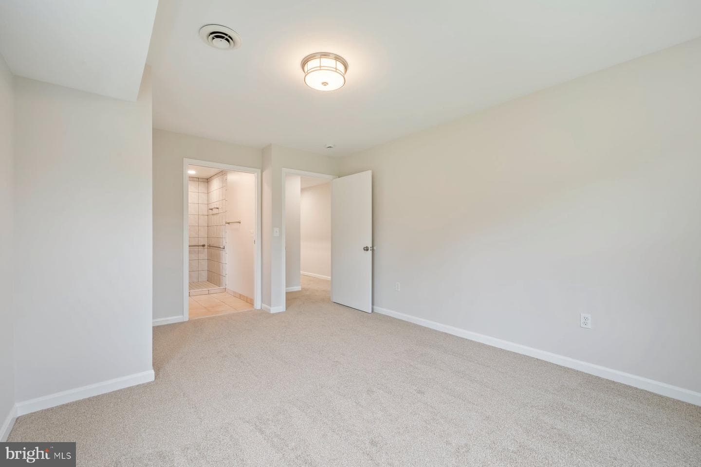 18604 Muncaster Road photo 69