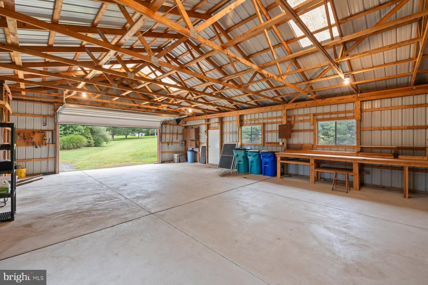 18604 Muncaster Road photo 8