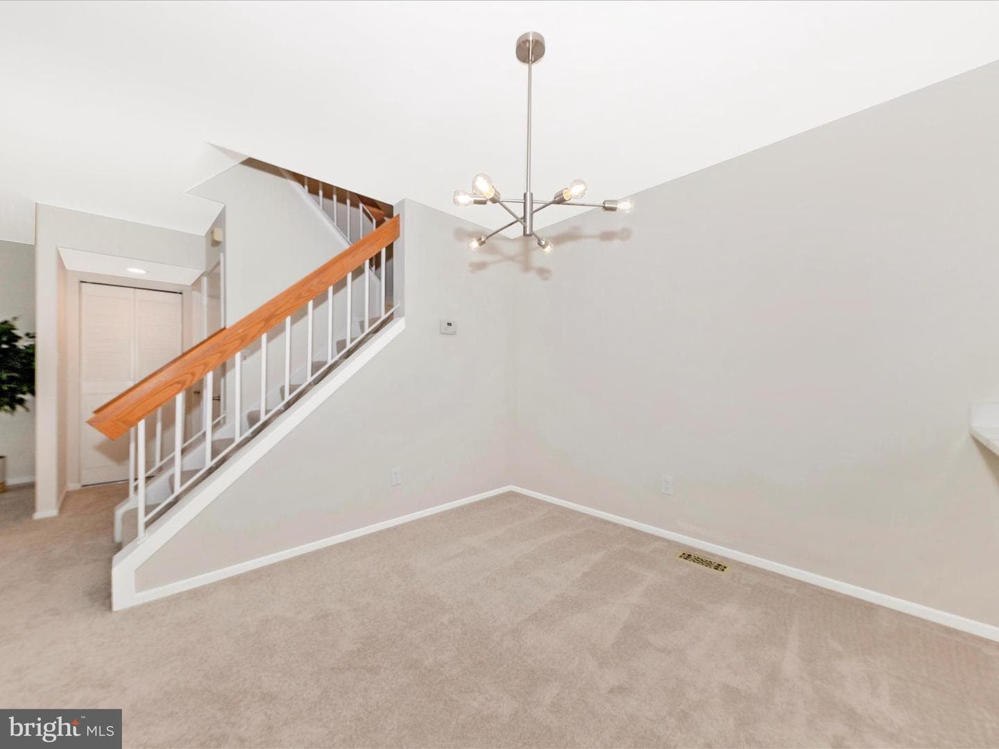 9324 Sparrow Valley Drive photo 10