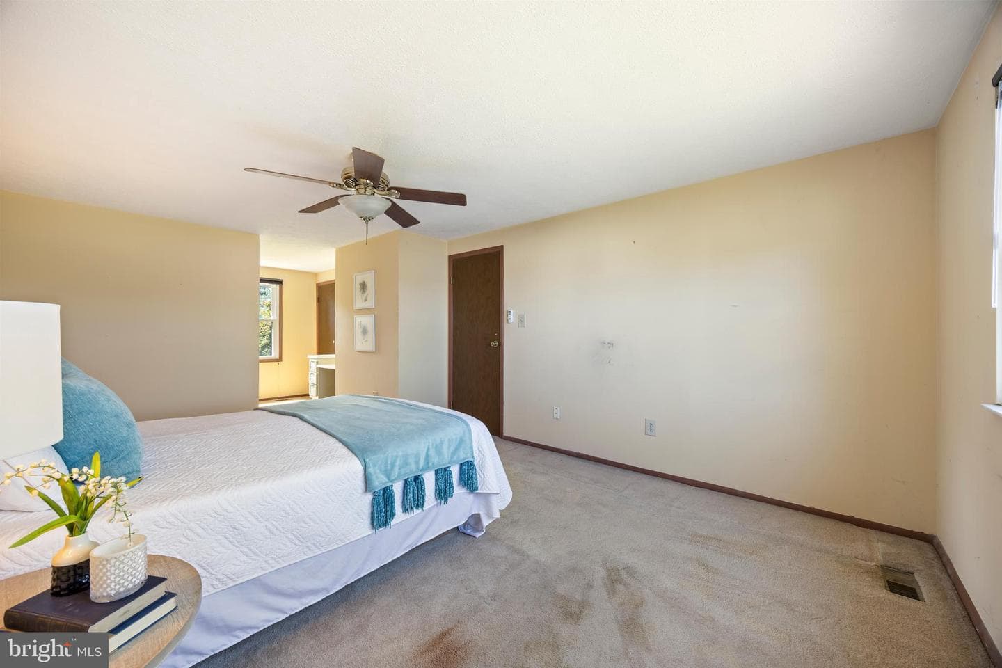 8105 Irwell Court photo 29