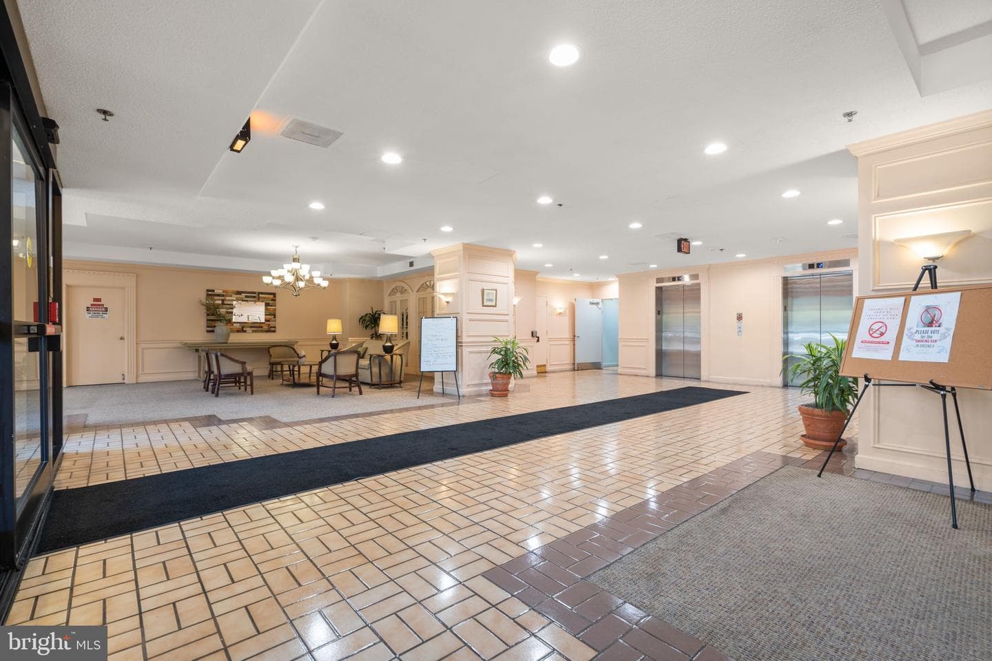 15100 Interlachen Drive #4-918 photo 3