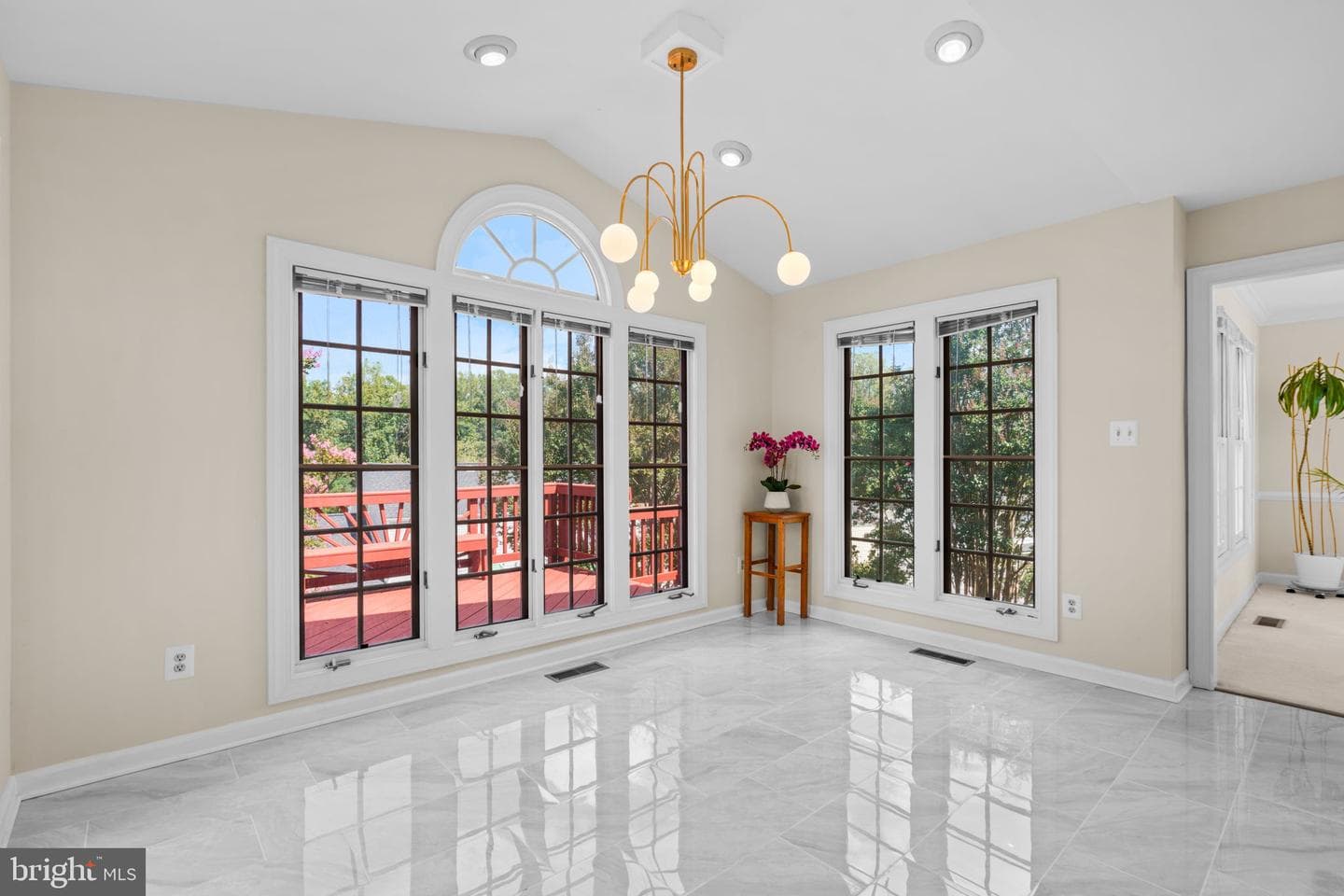14907 Meanderwood Lane photo 3