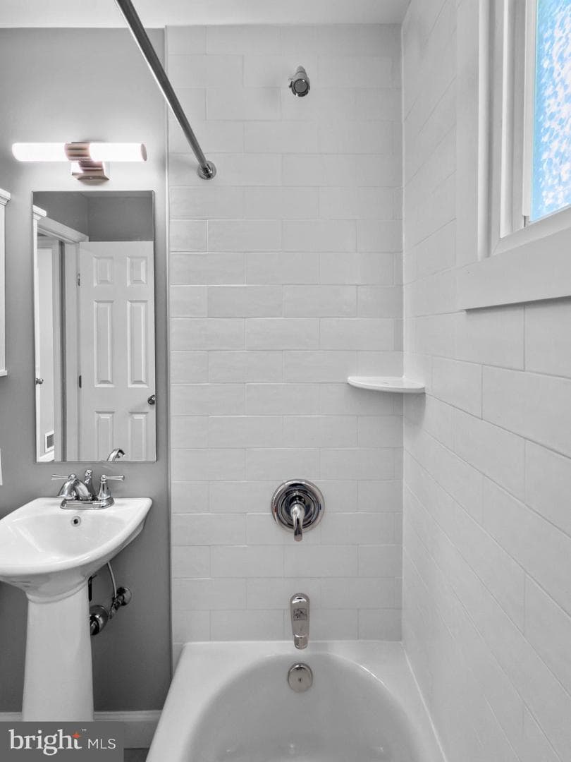 1019 Scott Avenue photo 26