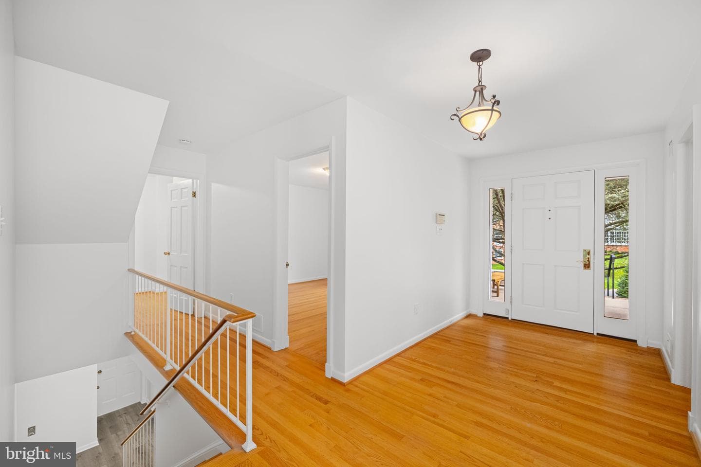 5505 Pembroke Terrace photo 4