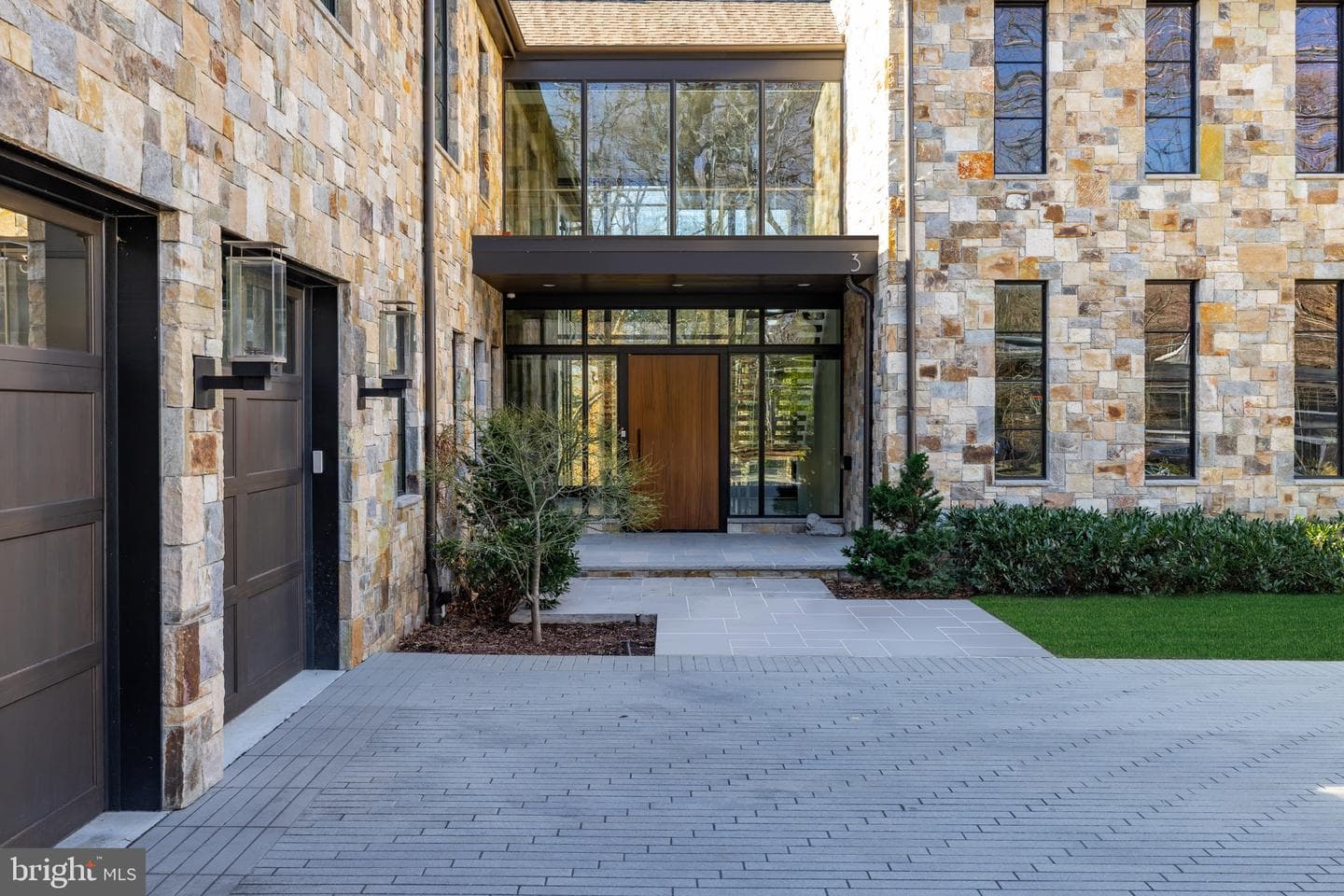 3 Bay Tree Lane photo 3