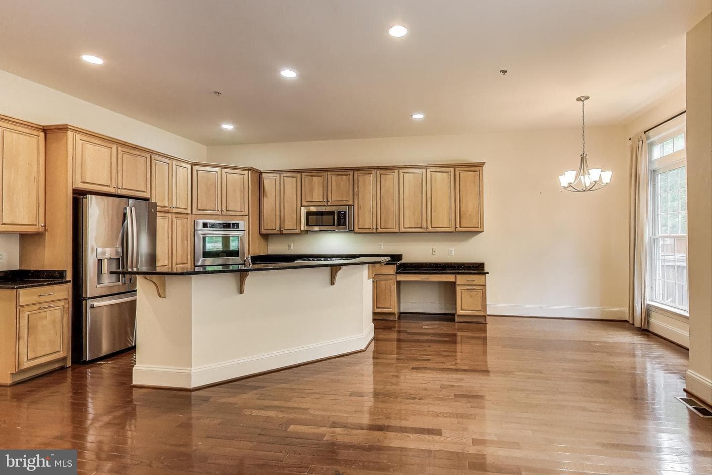 8213 River Quarry Place photo 10