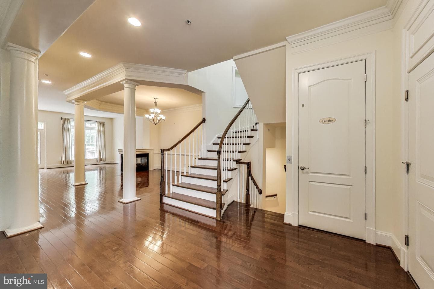 8213 River Quarry Place photo 6