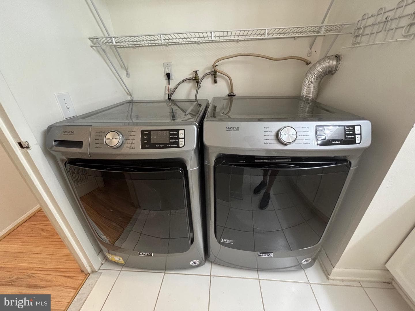 432 Girard Street #209 photo 22