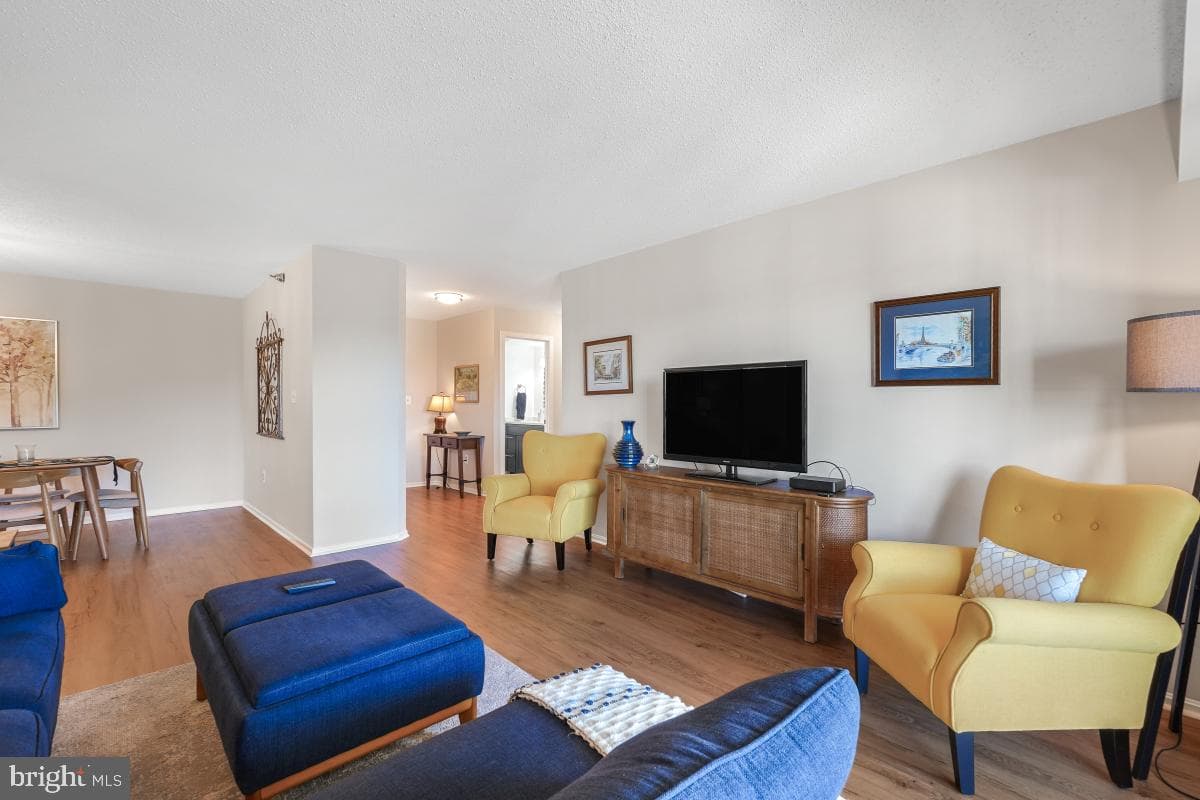 15100 Interlachen Drive #4-1021 photo 11