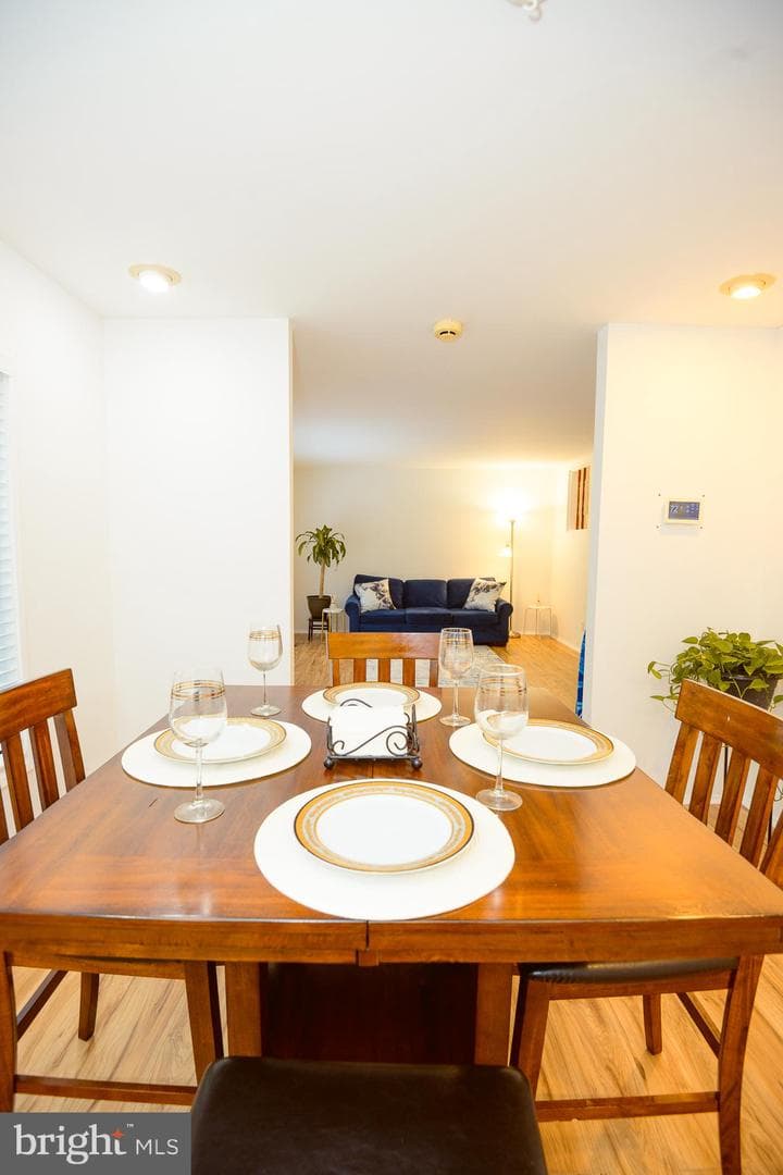20416 Shadow Oak Court photo 12