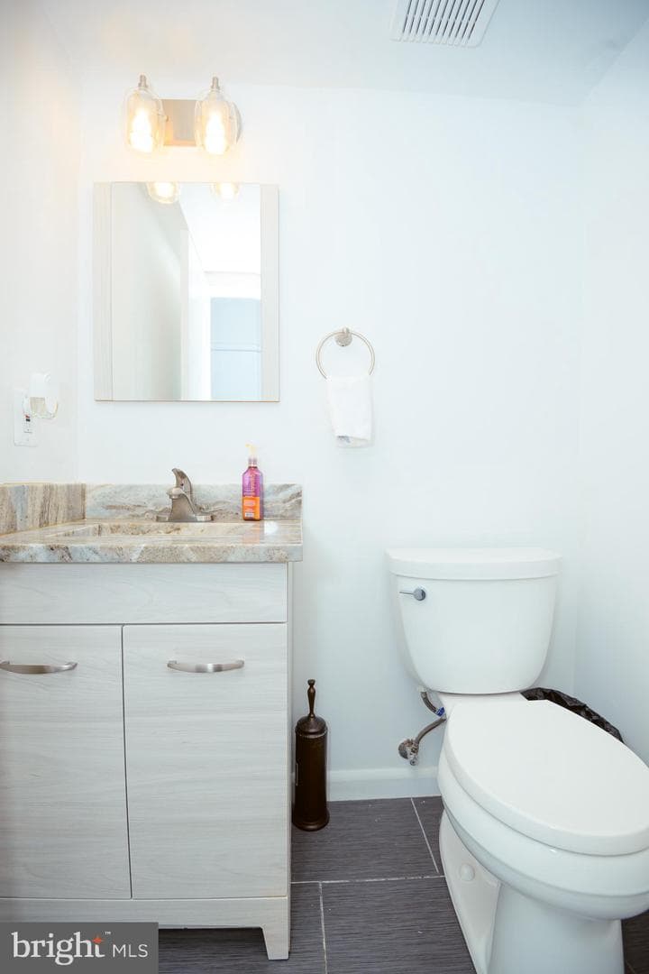20416 Shadow Oak Court photo 27