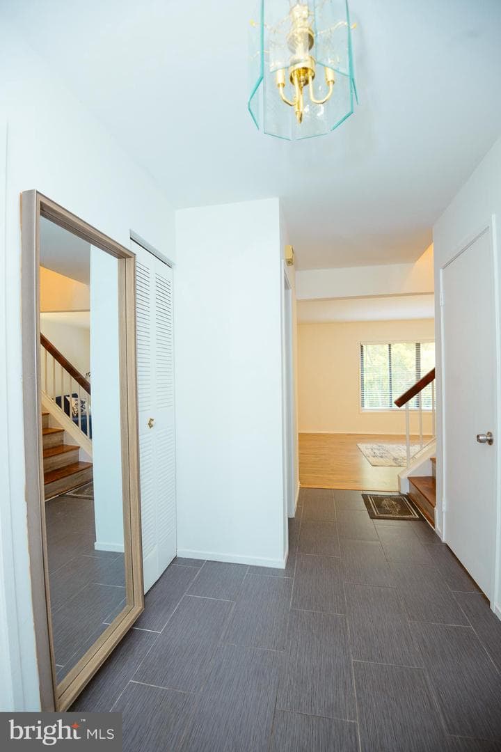20416 Shadow Oak Court photo 5