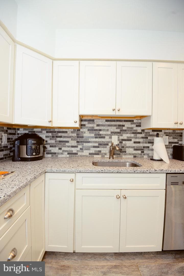 20416 Shadow Oak Court photo 98