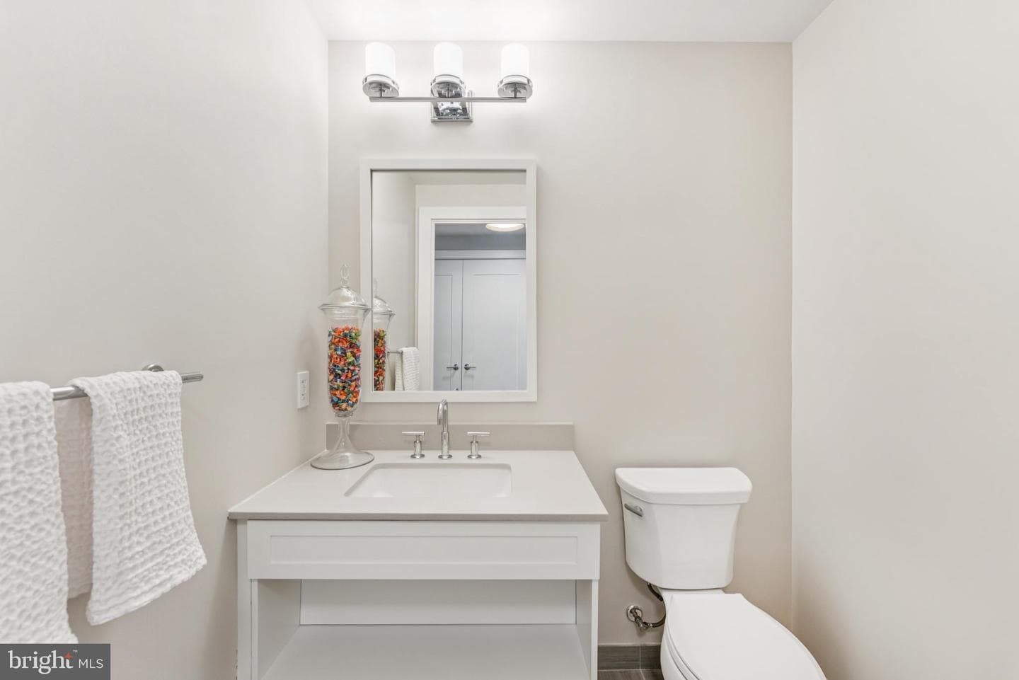 4960 Fairmont Avenue #904 photo 10