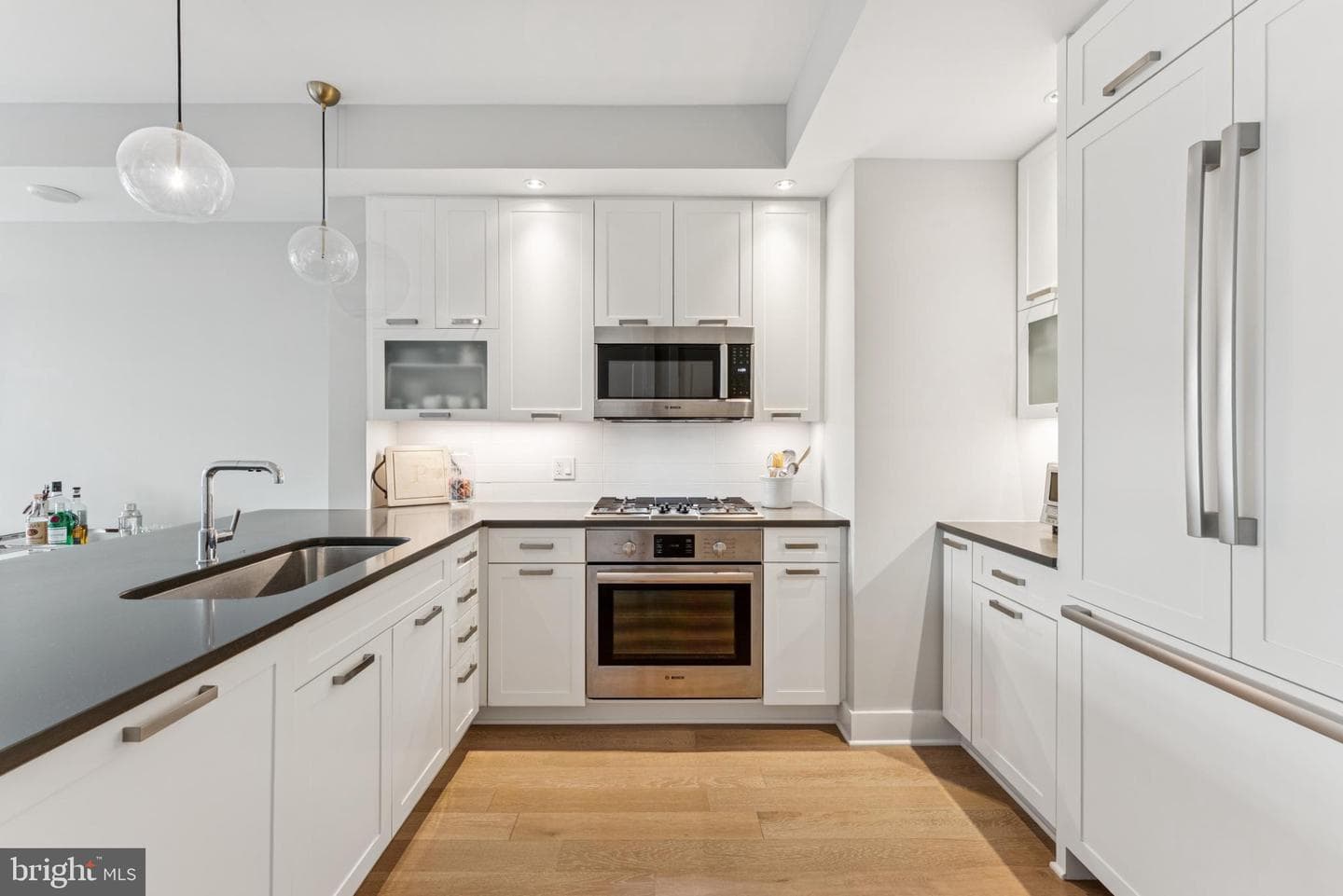 4960 Fairmont Avenue #904 photo 6