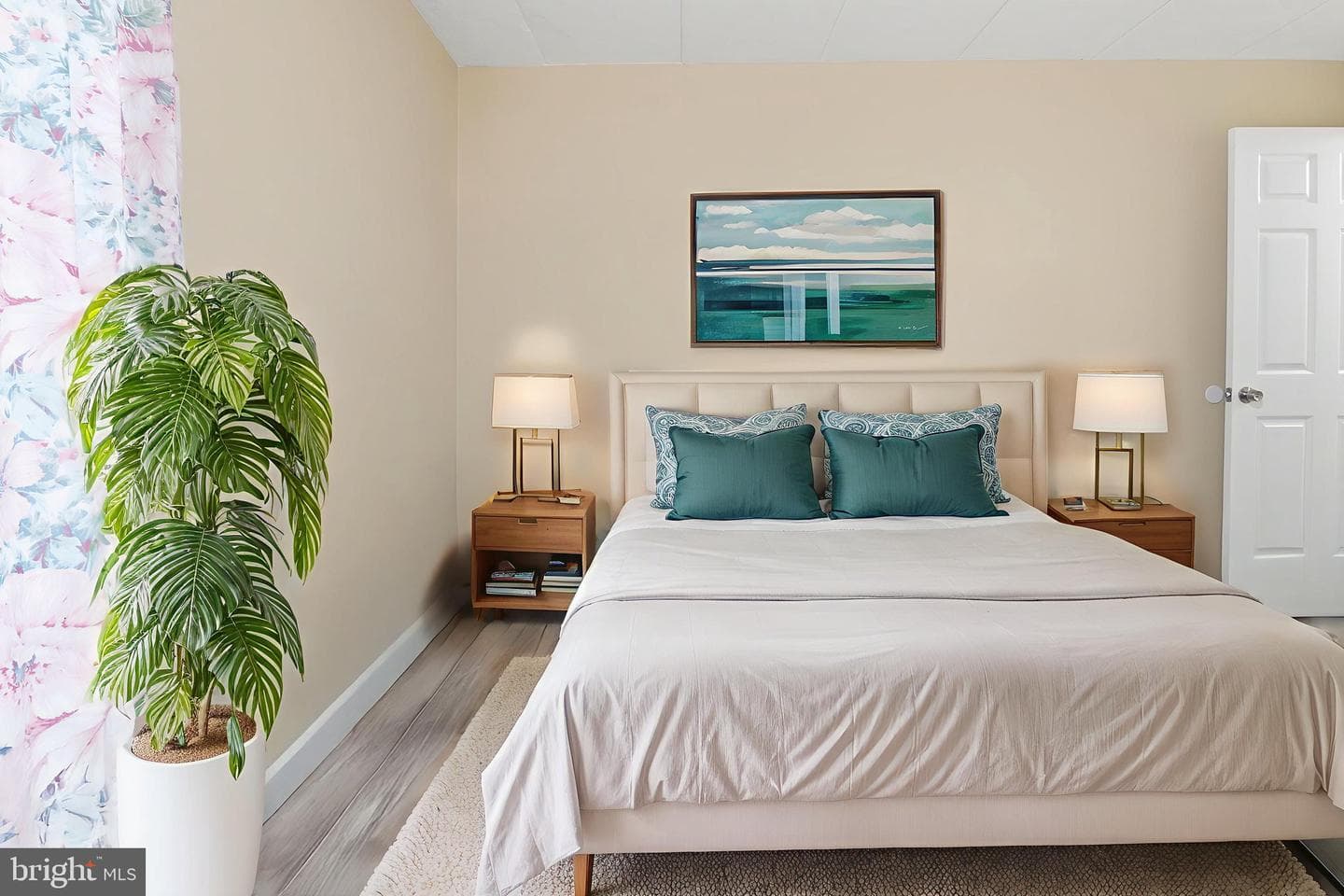 3301 Hewitt Avenue #204 photo 33