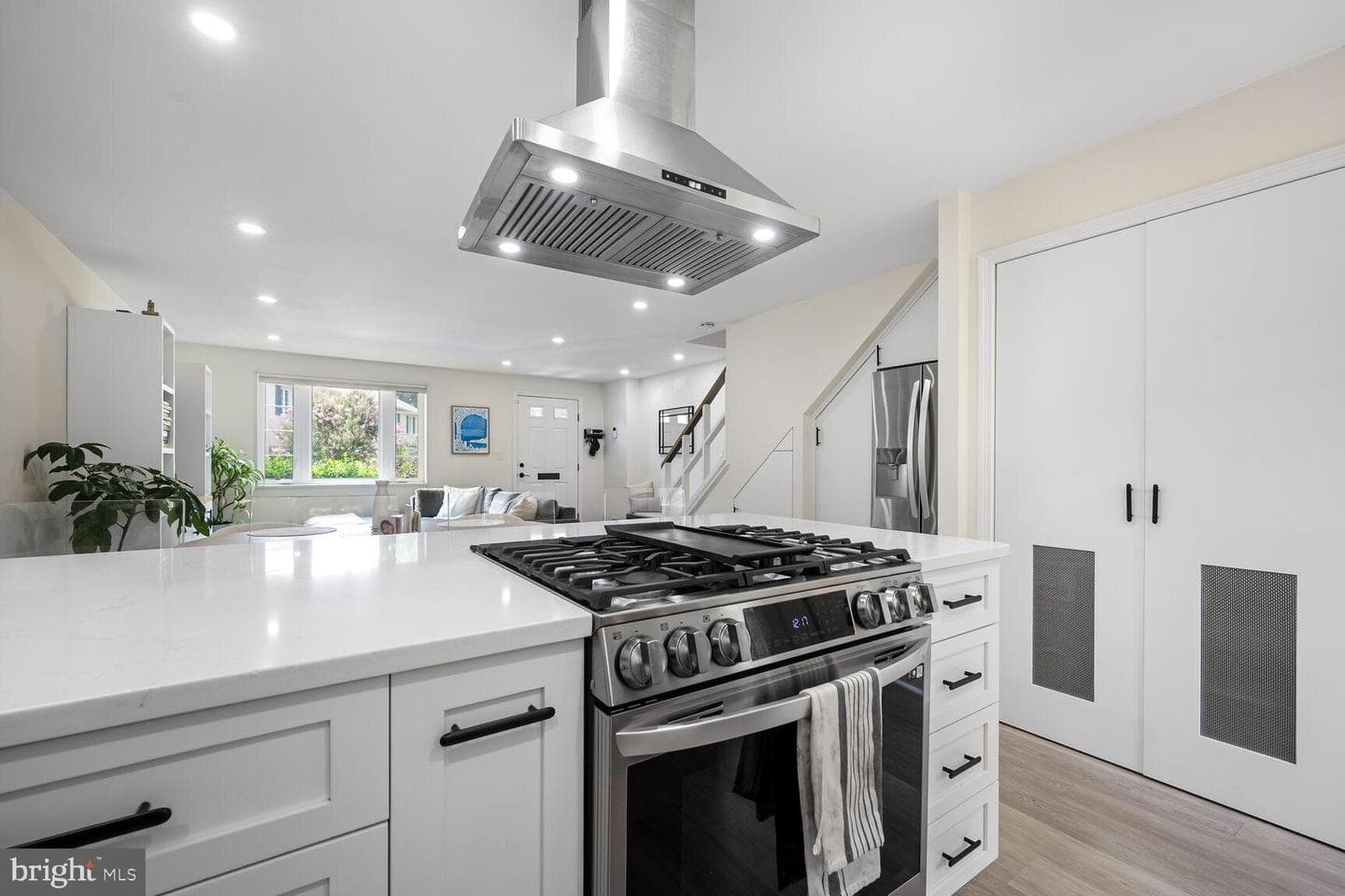 2527 Holman Avenue #2514 photo 8