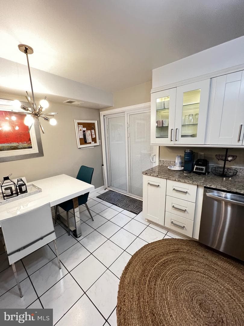 3833 Lansdale Court #82 photo 9