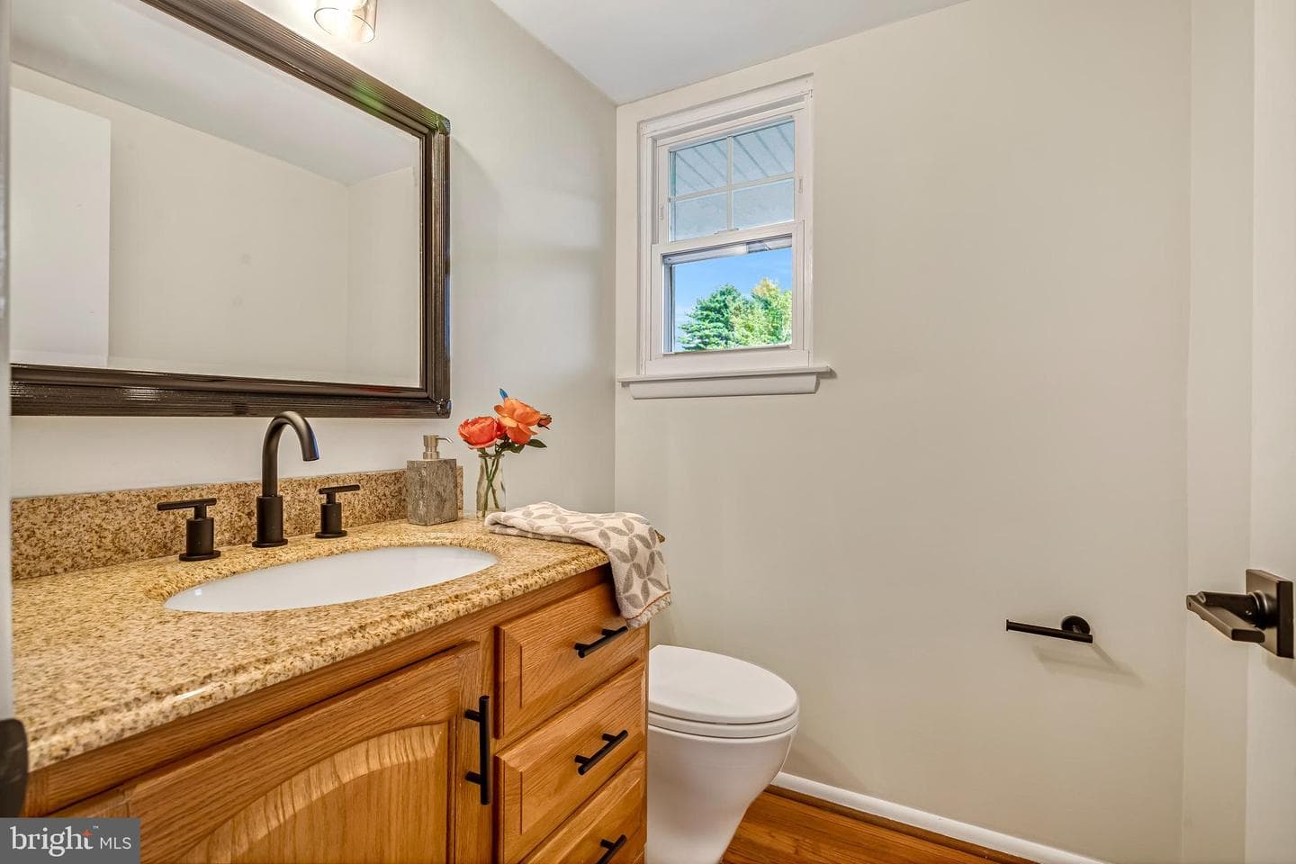 17724 Garrett Drive photo 32